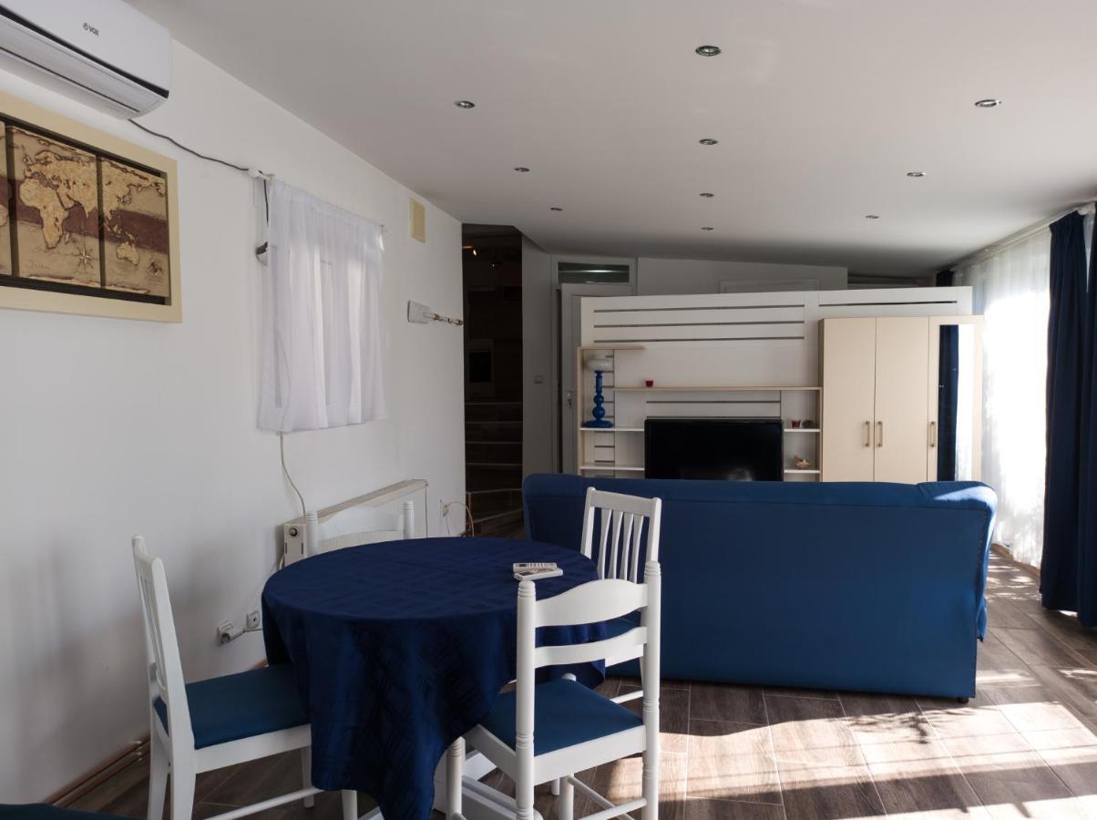 Apartman Dvoristance Golubac Eksteriør bilde